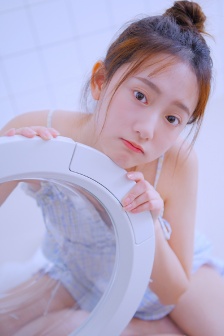 漂亮人妻被维修工侵犯的后果